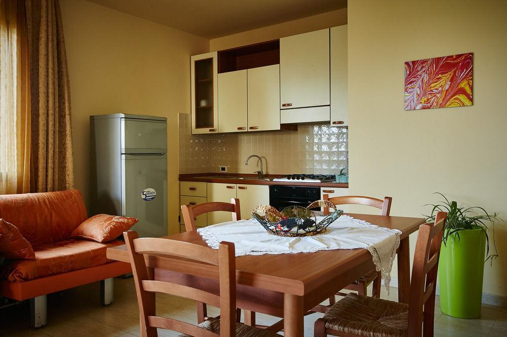 Residence Le Saline Марсала Екстер'єр фото