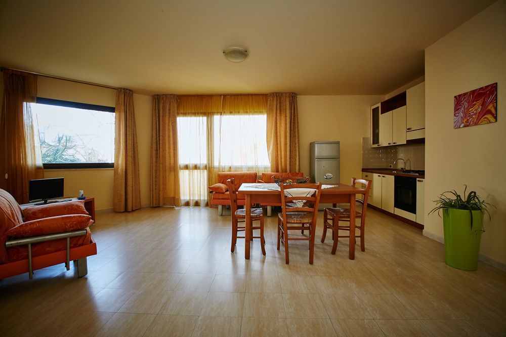 Residence Le Saline Марсала Екстер'єр фото